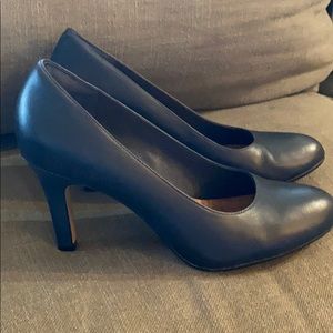 Clarks Classic Blue Pumps